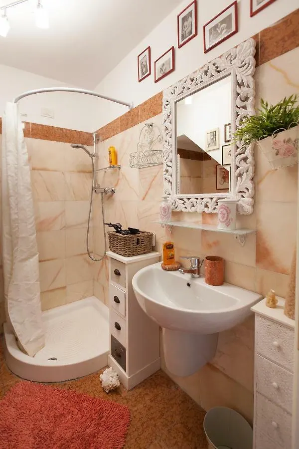 Semesterbostad Chezcatherine Villa Sarzana Italien