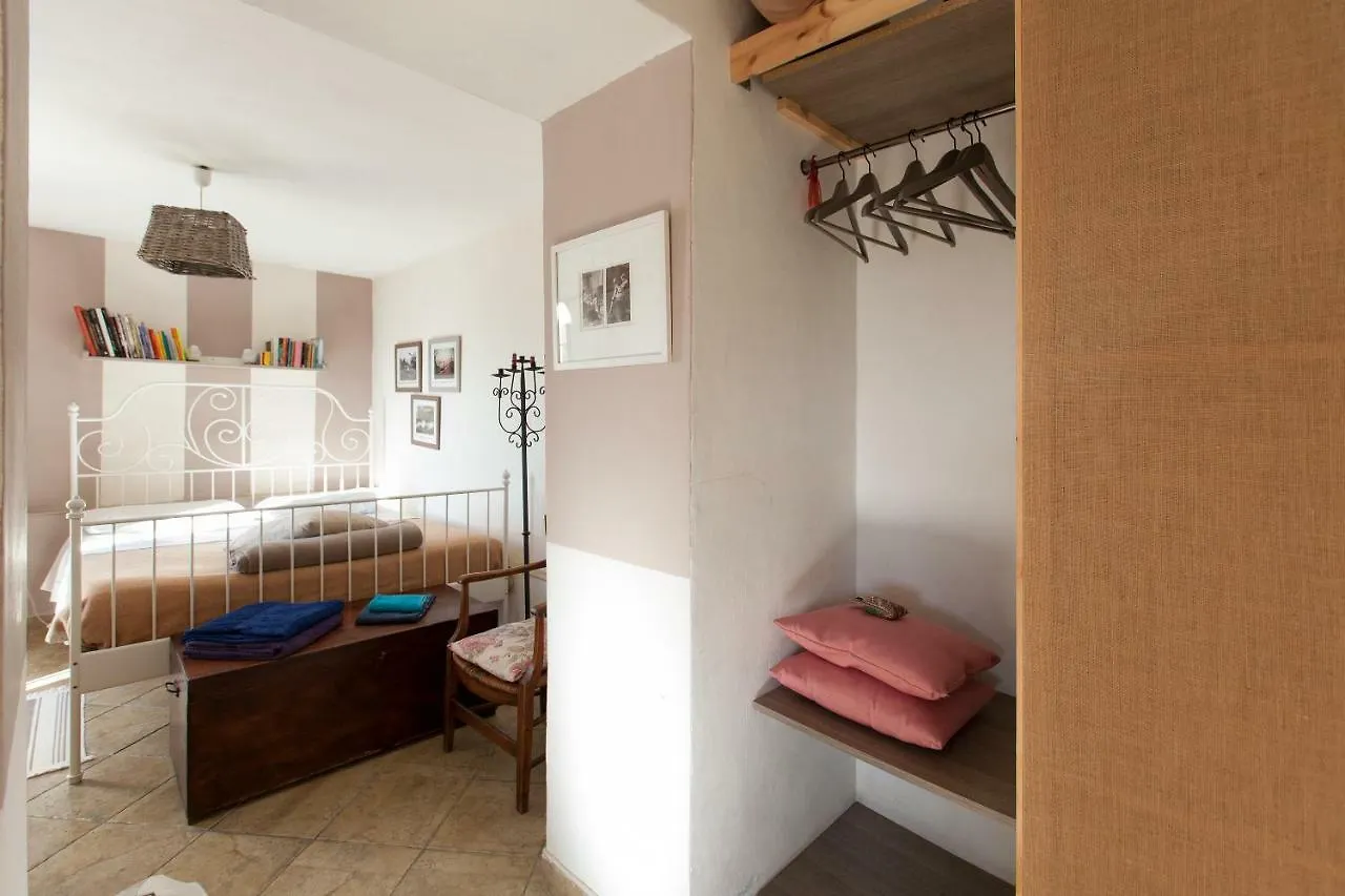 Chezcatherine Villa Sarzana 0*,