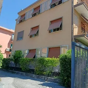 Appartamento Il Glicine Vicino Al Mare, Albissola Marina